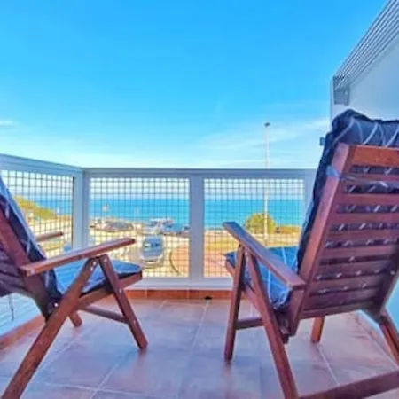 Apartment Sol Con Aa Wi-fi A Primera Linea Y Vistas Al Mar.